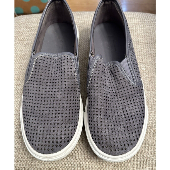 LOFT Women s Size 7 Loafers Laser Cut Leather Gray Comfort Shoe - Picture 9 of 9